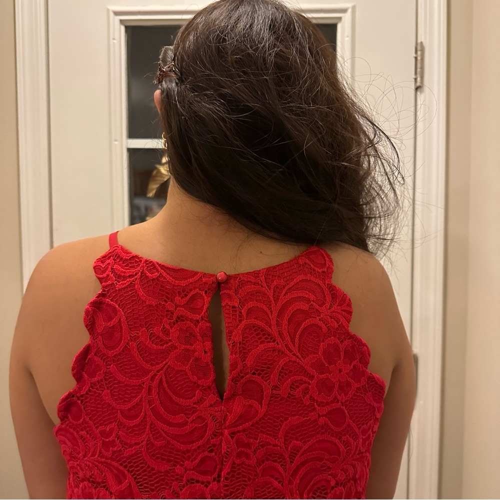 RED LACE TOP || SIZE M - Picture 3 of 13